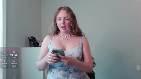 Miss Freya online show from June 18, 2026, 9:41 pm