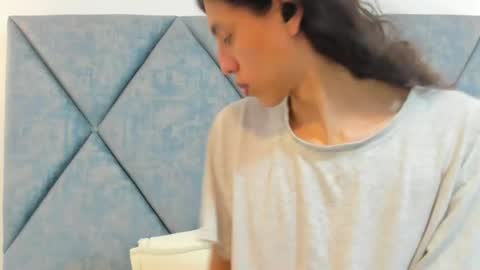 FreyaMoller  online show from August 6, 2026, 7:27 pm