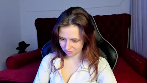 FreyaVey online show from March 11, 2026, 6:47 pm