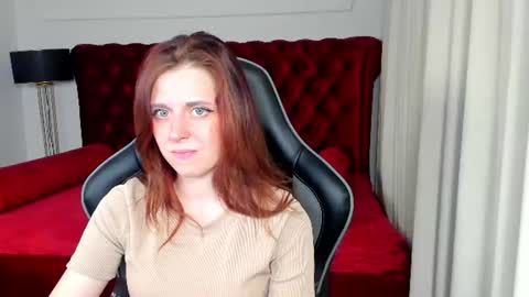 FreyaVeys online show from June 25, 2026, 5:23 am