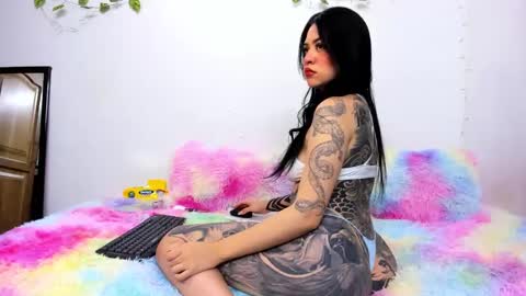Snapshot of freyja_rouse chatting on September 9, 2025, 12:21 am Freyja Rouse online show from September 9, 2025, 12:21 am
