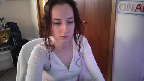 FreyaTheGemini online show from December 18, 2024, 8:57 pm