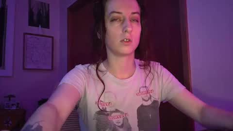 FreyaTheGemini online show from December 27, 2024, 1:53 am
