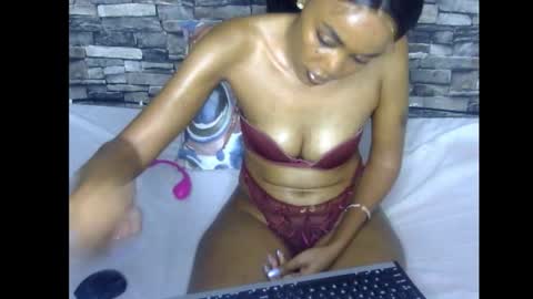 Snapshot of frianebony chatting on November 8, 2025, 3:50 am Frian online show from November 8, 2025, 3:50 am