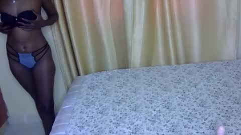 Snapshot of frianebony chatting on April 8, 2026, 5:40 am Frian online show from April 8, 2026, 5:40 am