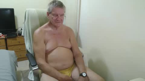 Snapshot of friar155 chatting on September 23, 2025, 5:05 pm friar155 online show from September 23, 2025, 5:05 pm