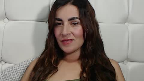 Snapshot of frida__x chatting on February 24, 2026, 8:51 pm Frida online show from February 24, 2026, 8:51 pm