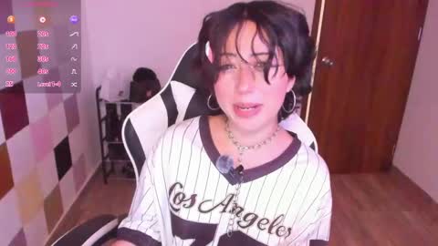 frida_lassi_ online show from May 5, 2026, 4:15 pm