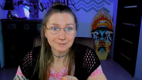 Frida Tander online show from February 28, 2025, 3:26 pm