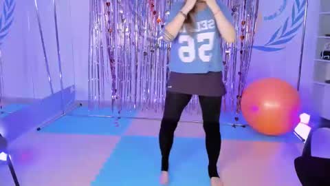 Frida Tander online show from March 1, 2025, 12:23 pm