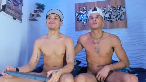 Adam y pitter online show from October 6, 2025, 2:09 am