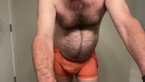 friskysimian1988 online show from May 18, 2026, 6:14 pm