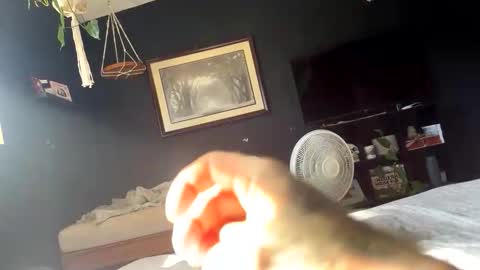 Cris online show from December 5, 2025, 7:43 pm