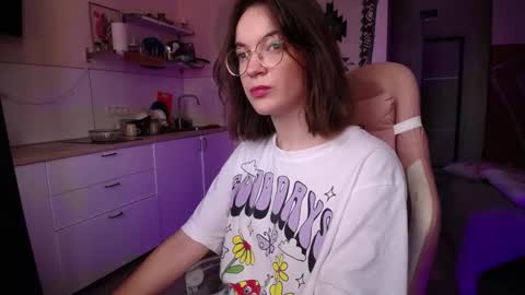 val online show from September 15, 2025, 11:54 am
