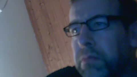 fromgermanywithlove1 online show from April 28, 2026, 4:06 am