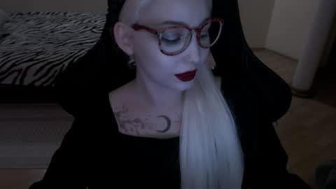 Lilith online show from April 30, 2026, 9:30 pm