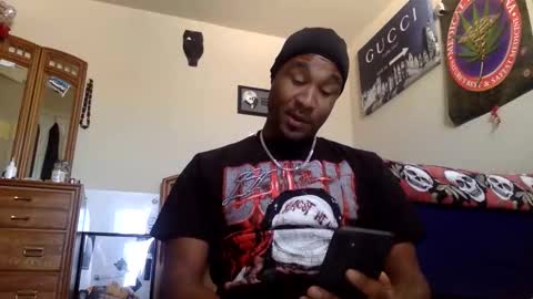 Snapshot of fromthabac chatting on May 11, 2026, 6:16 pm fromthabac online show from May 11, 2026, 6:16 pm
