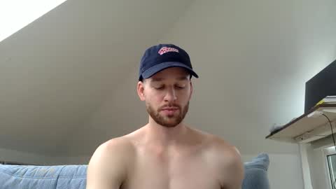 Snapshot of frozenyoga chatting on October 12, 2025, 10:25 am frozenyoga online show from October 12, 2025, 10:25 am