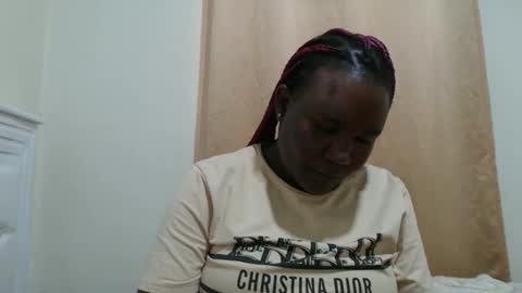 fruity28 online show from October 23, 2025, 8:02 am