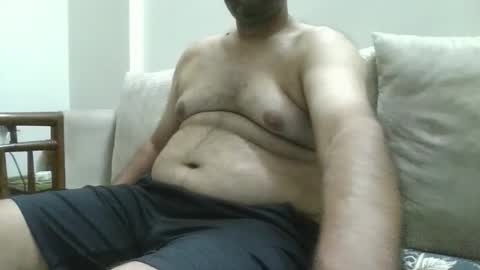 fruti loops  Bull online show from December 5, 2025, 7:21 pm