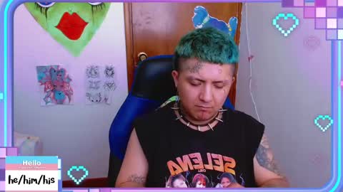 Snapshot of ftmbiggestclit chatting on January 28, 2025, 3:25 pm Kevin online show from January 28, 2025, 3:25 pm