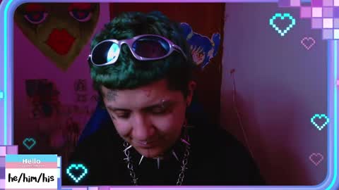 Snapshot of ftmbiggestclit chatting on February 12, 2025, 1:37 pm Kevin online show from February 12, 2025, 1:37 pm