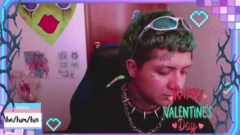 Snapshot of ftmbiggestclit chatting on February 14, 2025, 12:57 pm Kevin online show from February 14, 2025, 12:57 pm