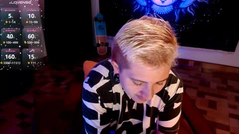          HEHIM  online show from January 2, 2025, 12:23 am
