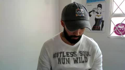 Jestevan online show from June 3, 2026, 8:03 pm