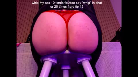 Snapshot of fuckboii234 chatting on November 16, 2025, 12:22 pm Fboii online show from November 16, 2025, 12:22 pm