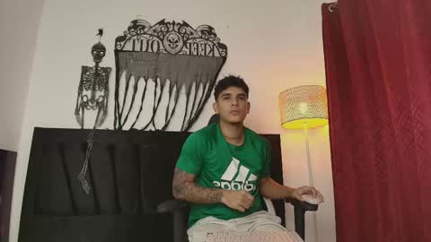 Snapshot of fuckboyca chatting on October 29, 2025, 3:31 am fuckboyca online show from October 29, 2025, 3:31 am