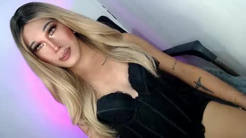 sweetyJENNY online show from May 4, 2026, 12:56 pm