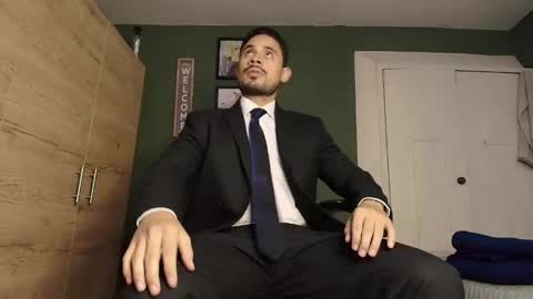 Snapshot of fuckerwate chatting on October 25, 2025, 5:15 am SERGIO THE SEX LAWYER online show from October 25, 2025, 5:15 am