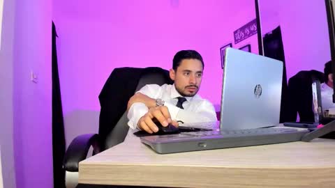 Snapshot of fuckerwate chatting on October 31, 2025, 8:26 am SERGIO THE SEX LAWYER online show from October 31, 2025, 8:26 am