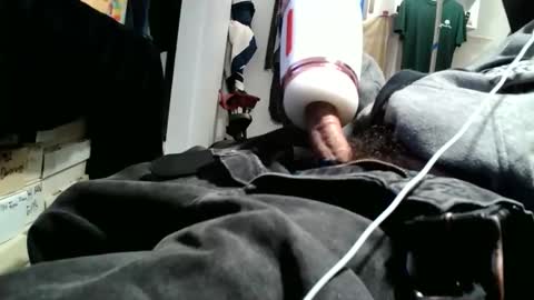 fuckmeallday1975 online show from February 17, 2026, 7:05 am