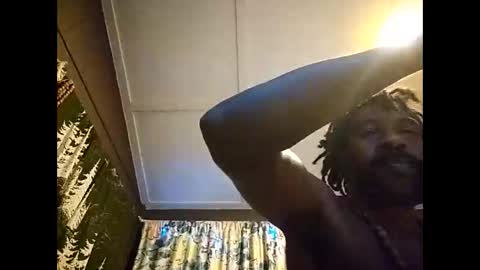 Warwick online show from November 27, 2025, 10:28 am