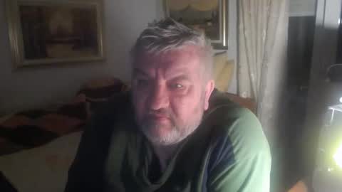 fukingcrazy online show from March 1, 2026, 7:38 pm