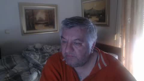 fukingcrazy online show from May 5, 2026, 9:17 am