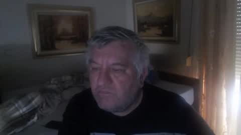 fukingcrazy online show from May 6, 2026, 7:57 am