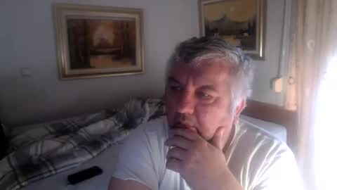 fukingcrazy online show from May 10, 2026, 8:08 am