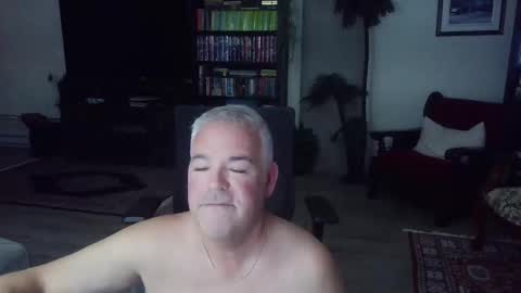 fullastars online show from October 16, 2025, 10:00 pm