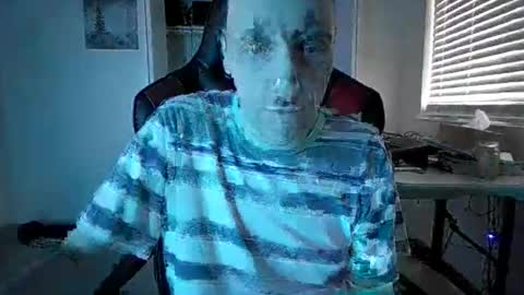 fun4u2tx online show from April 6, 2026, 10:11 pm