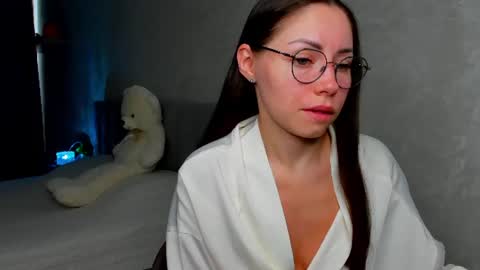 Snapshot of fun__nd__bun chatting on June 24, 2026, 1:15 am fun__nd__bun online show from June 24, 2026, 1:15 am
