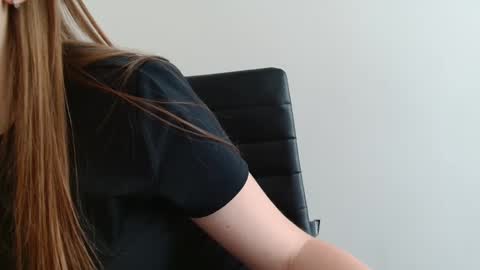 Emma online show from May 6, 2026, 7:57 am