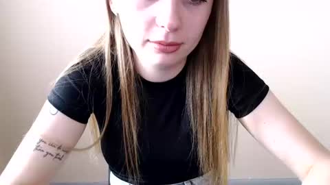 Emma online show from June 26, 2026, 4:06 am