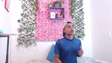 Snapshot of funny_and_horny chatting on October 11, 2025, 4:12 am funny_and_horny online show from October 11, 2025, 4:12 am