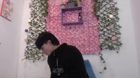 Snapshot of funny_and_horny chatting on October 16, 2025, 4:24 am funny_and_horny online show from October 16, 2025, 4:24 am