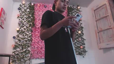 Snapshot of funny_and_horny chatting on October 26, 2025, 8:53 am funny_and_horny online show from October 26, 2025, 8:53 am