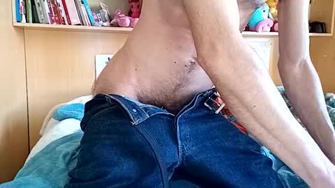 Italian men online show from December 16, 2024, 9:46 am