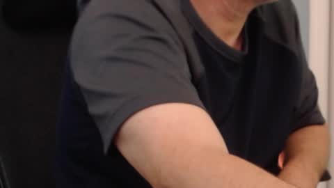 Snapshot of funnyme1234 chatting on September 26, 2025, 4:33 pm jerry online show from September 26, 2025, 4:33 pm